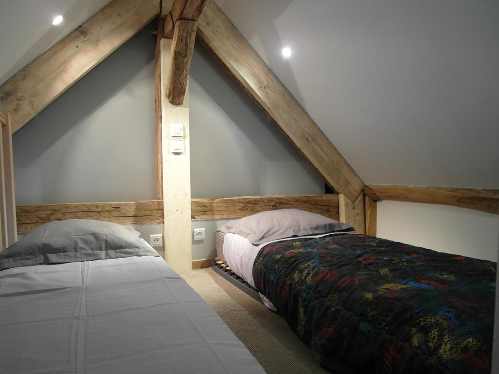 Les Chaumieres Du Chene Hotel Pouillé Екстериор снимка