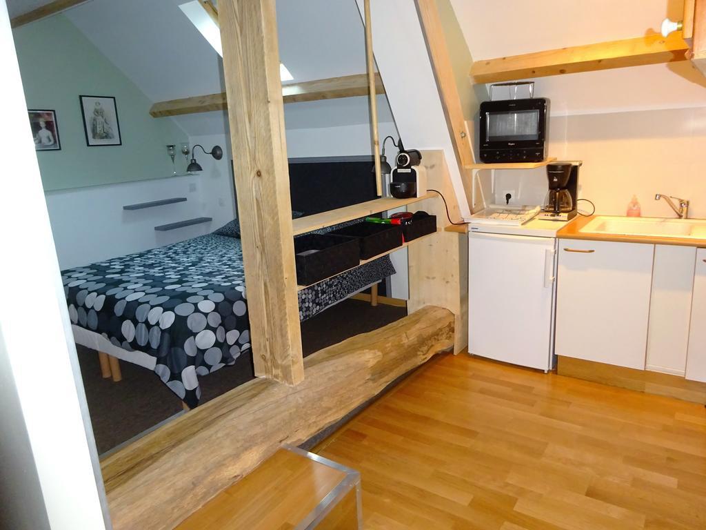 Les Chaumieres Du Chene Hotel Pouillé Екстериор снимка